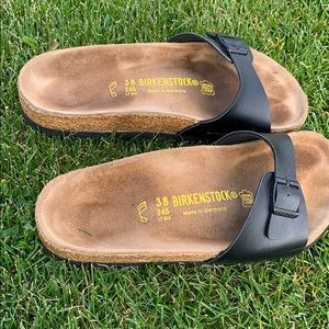Birkenstock slides great condition!!